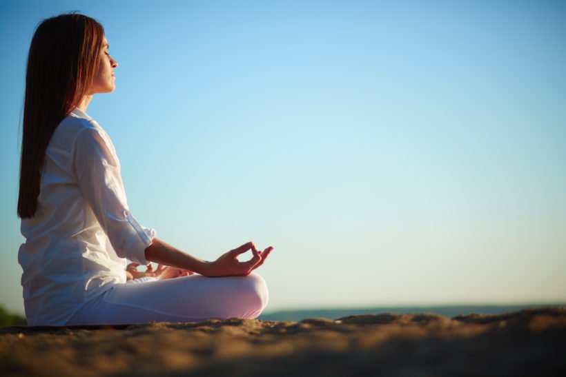 7 maneiras que a meditação pode ajudar a reduzir e gerenciar o estresse