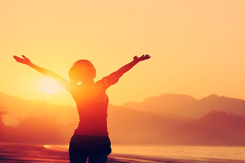 Como podemos combater a negatividade fortalecendo nossas experiências positivas