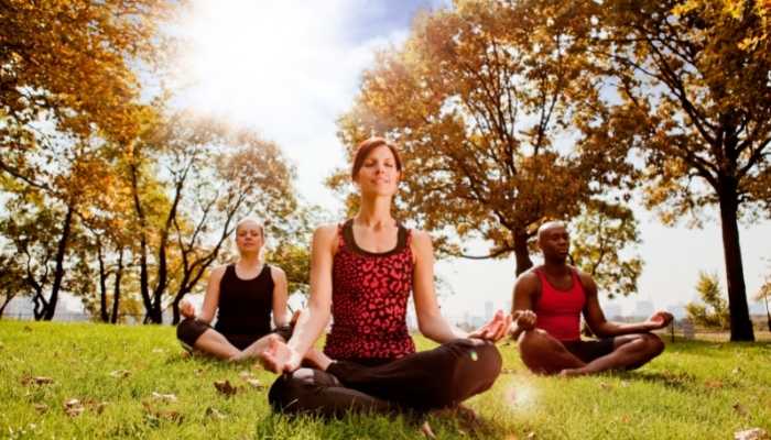 Sentar, Deitar ou Andar? Quais são as maneiras corretas de se meditar?